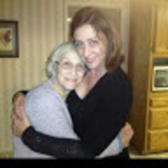 Meet your Posher, Lisa - Picture 1 of 1